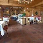 Hotel Obermair
