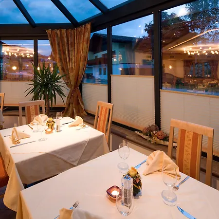 Отель Obermair 3*