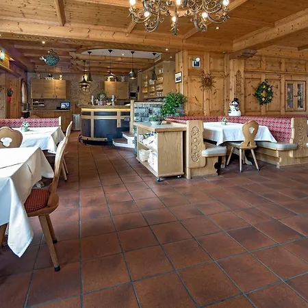 Hotel Obermair